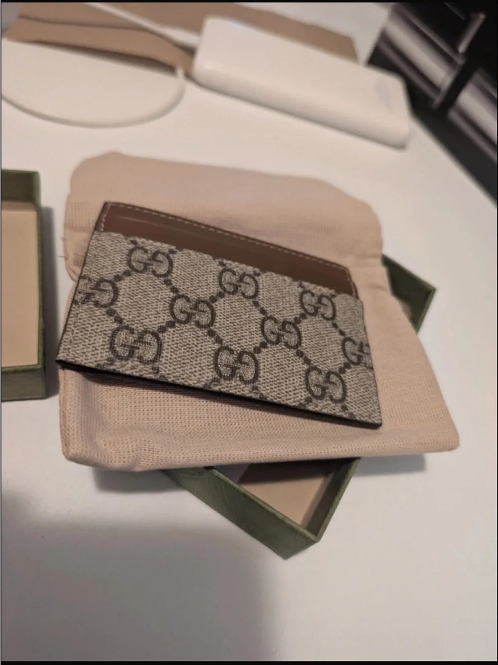 Gucci Beige and Brown GG Supreme Card Holder